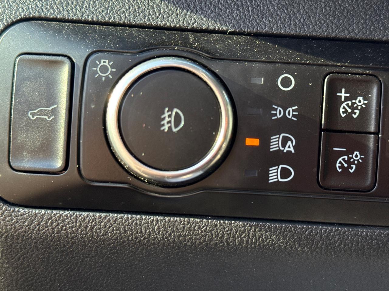 2023 Ford Escape NAV LEATHER H-SEATS LOADED! WE FINANCE ALL CREDIT! Photo