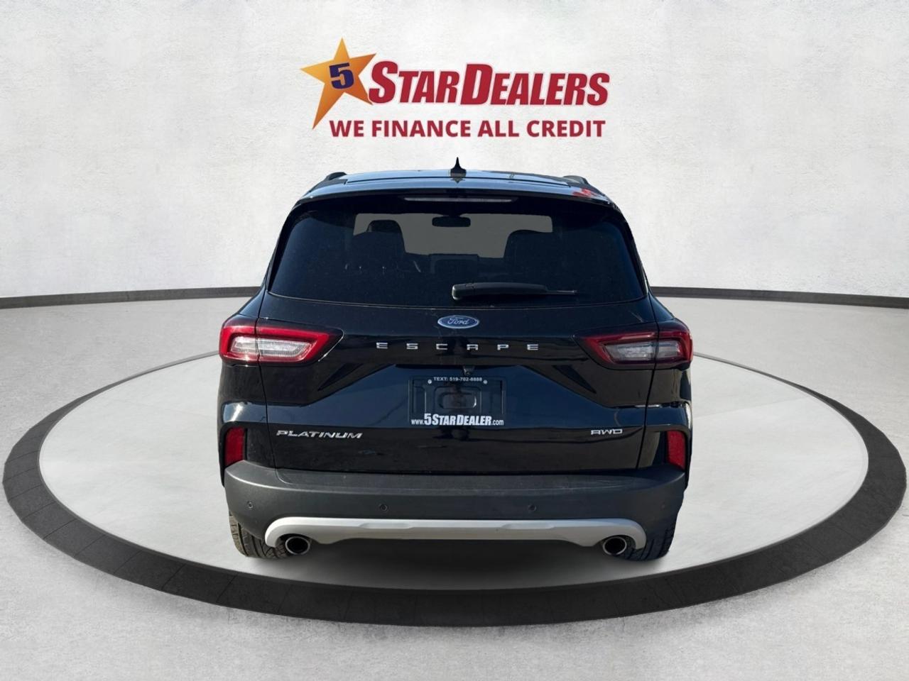 2023 Ford Escape Platinum AWD CERTIFIED LOADED WE FINANCE ALL CREDT Photo