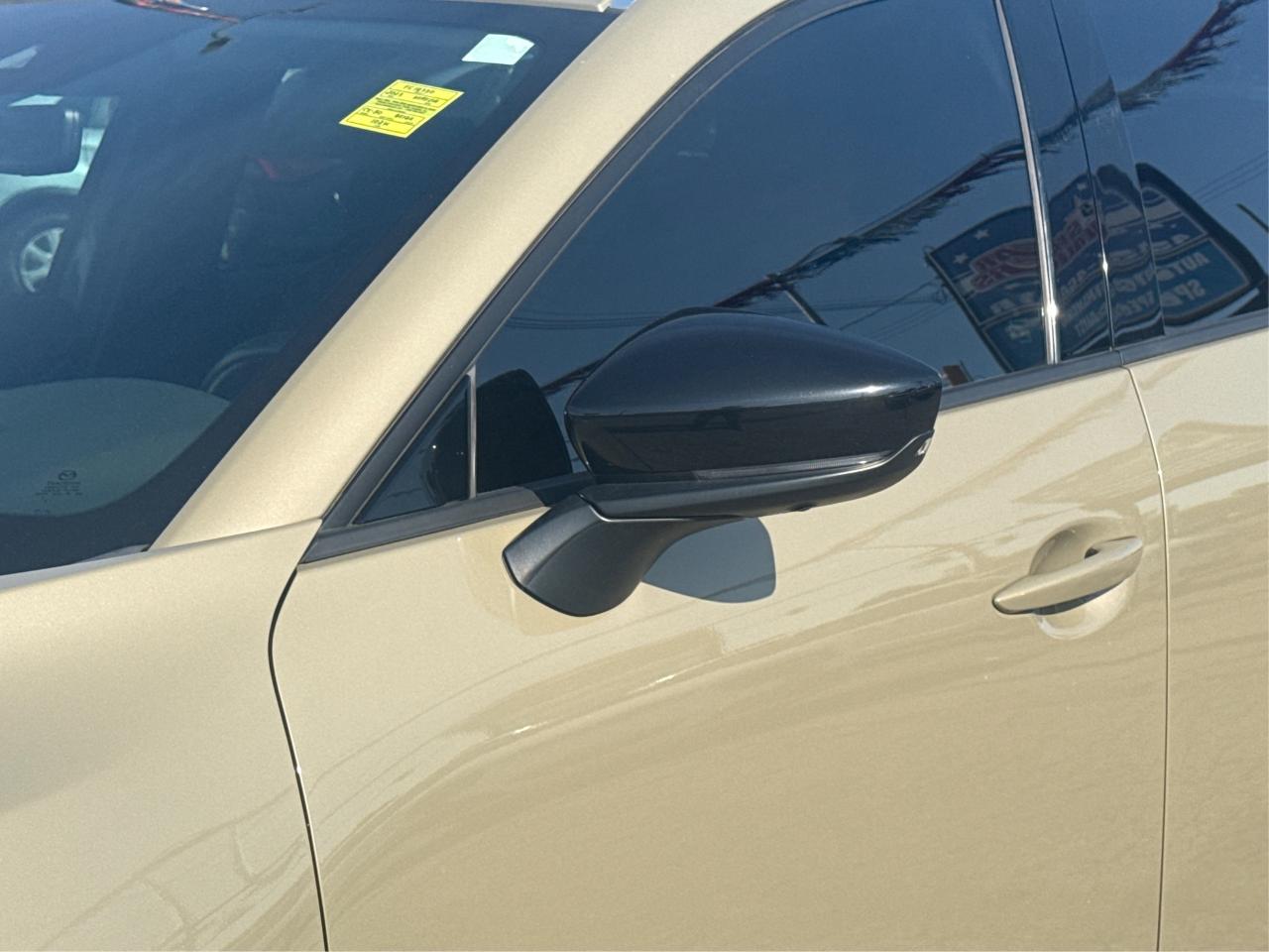 2023 Mazda CX-50 NAV LEATHER PANO ROOF MINT! WE FINANCE ALL CREDIT! Photo