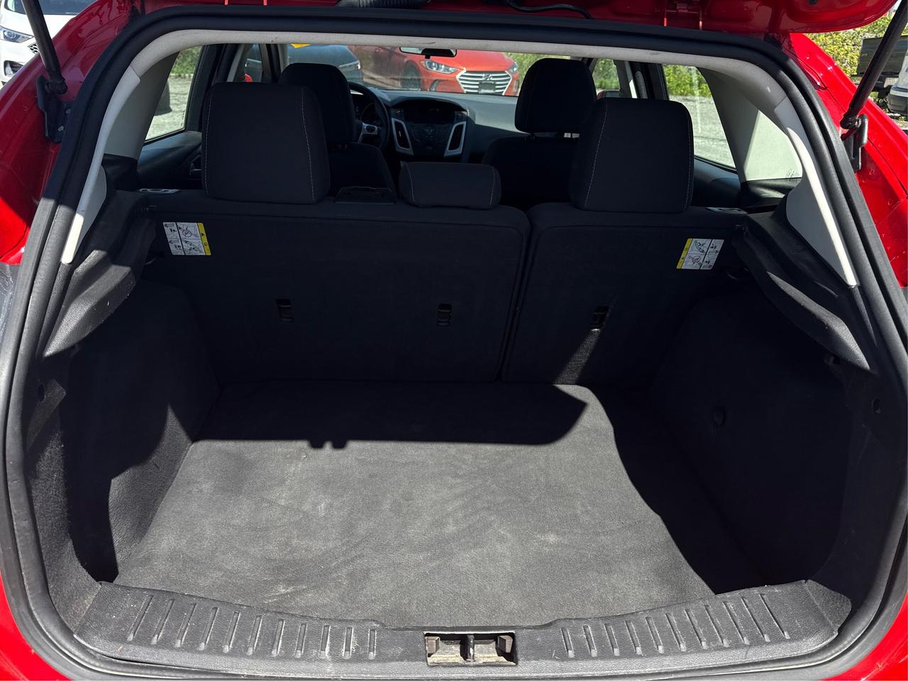 2014 Ford Focus CERTIFIED CLEAN MUST SEE WE FINANCE ALL CREDIT Photo