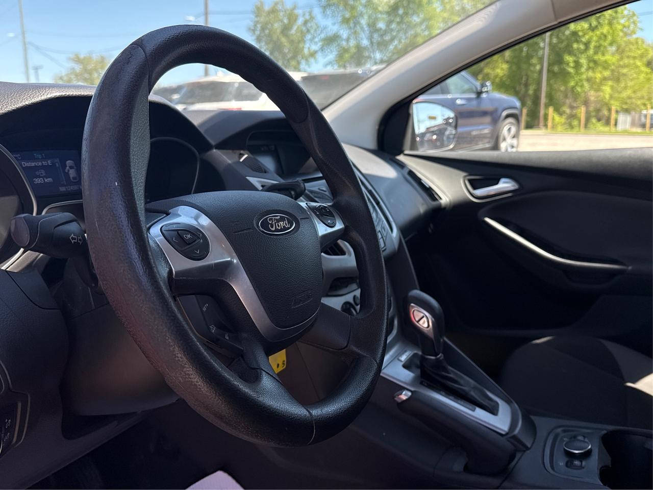 2014 Ford Focus CERTIFIED CLEAN MUST SEE WE FINANCE ALL CREDIT Photo