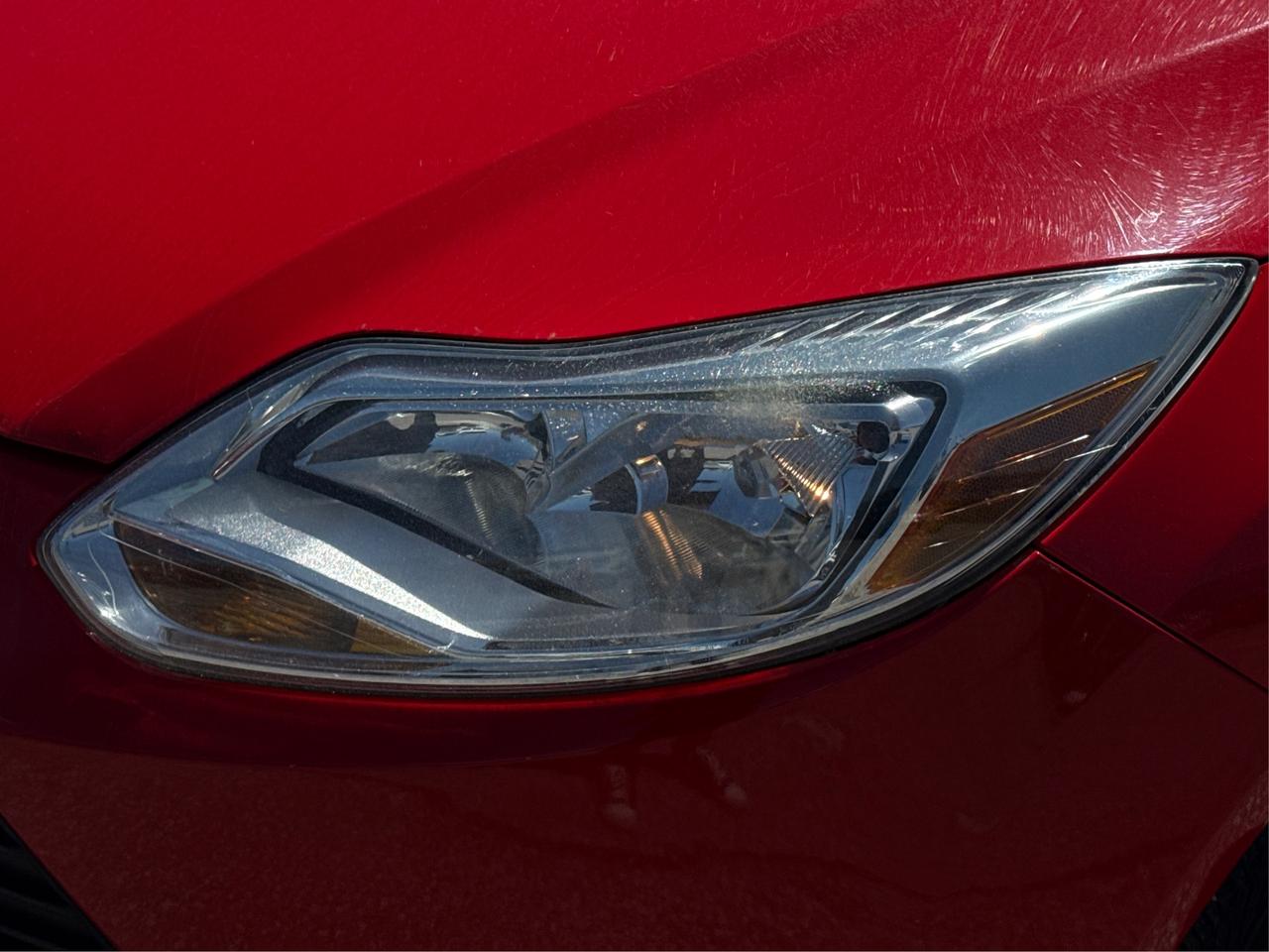 2014 Ford Focus CERTIFIED CLEAN MUST SEE WE FINANCE ALL CREDIT Photo