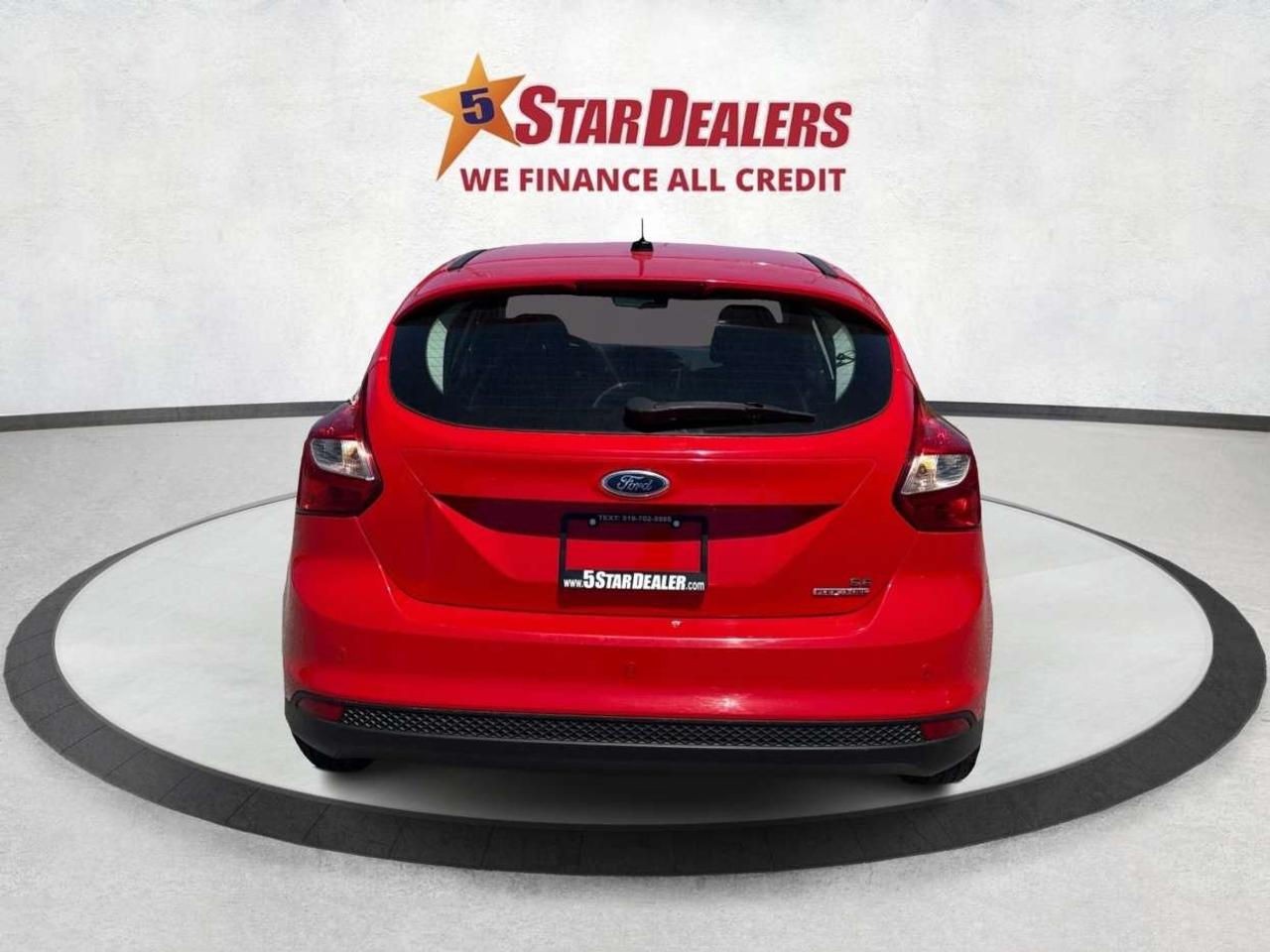 2014 Ford Focus CERTIFIED CLEAN MUST SEE WE FINANCE ALL CREDIT Photo