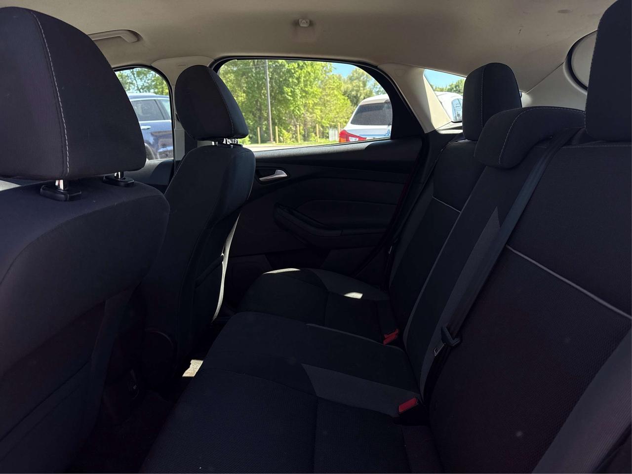 2014 Ford Focus CERTIFIED CLEAN MUST SEE WE FINANCE ALL CREDIT Photo