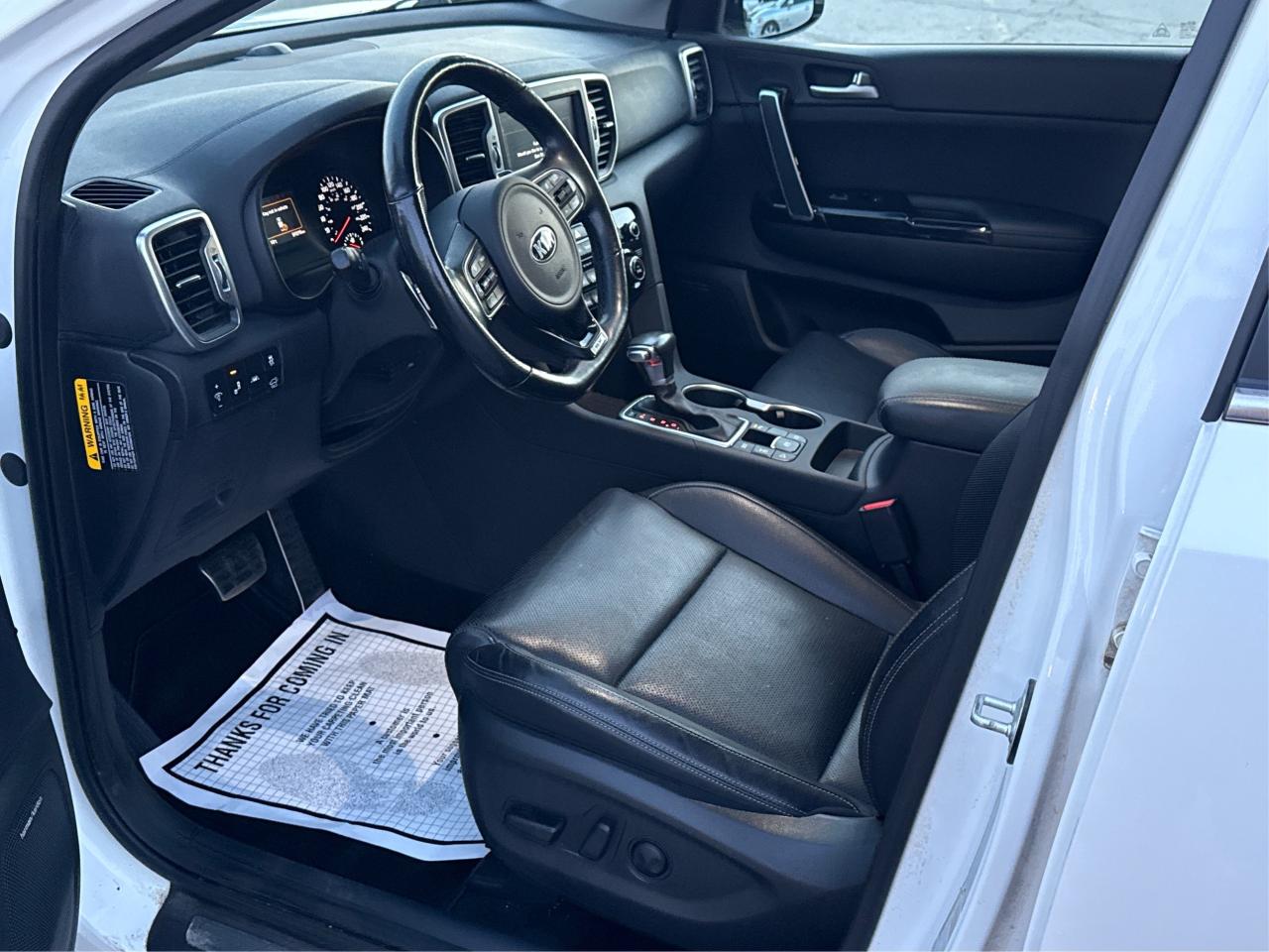 2019 Kia Sportage NAV LEATHER SUNROOF LOADED! WE FINANCE ALL CREDIT Photo