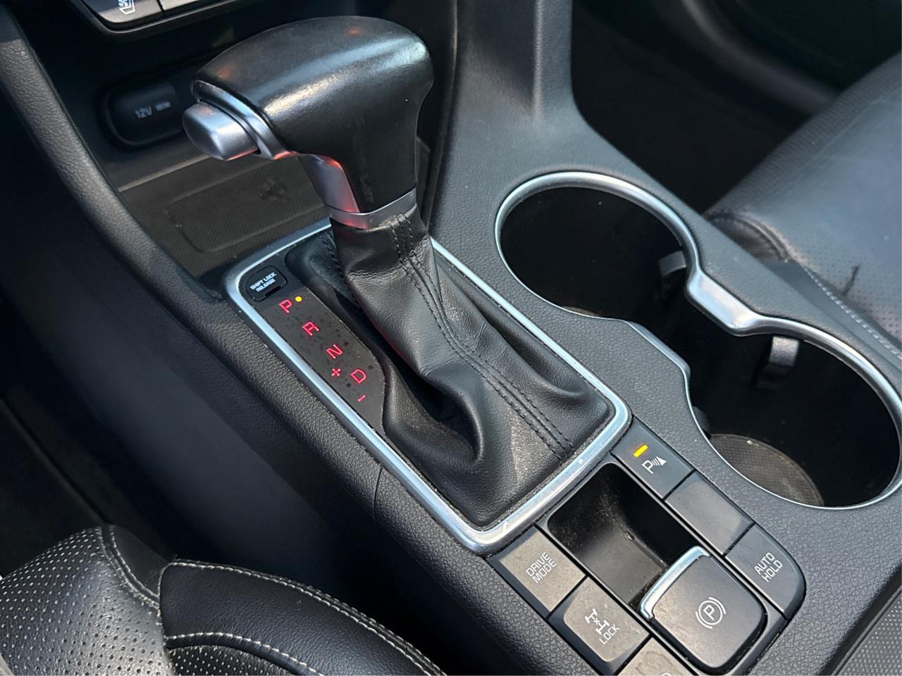 2019 Kia Sportage NAV LEATHER SUNROOF LOADED! WE FINANCE ALL CREDIT Photo