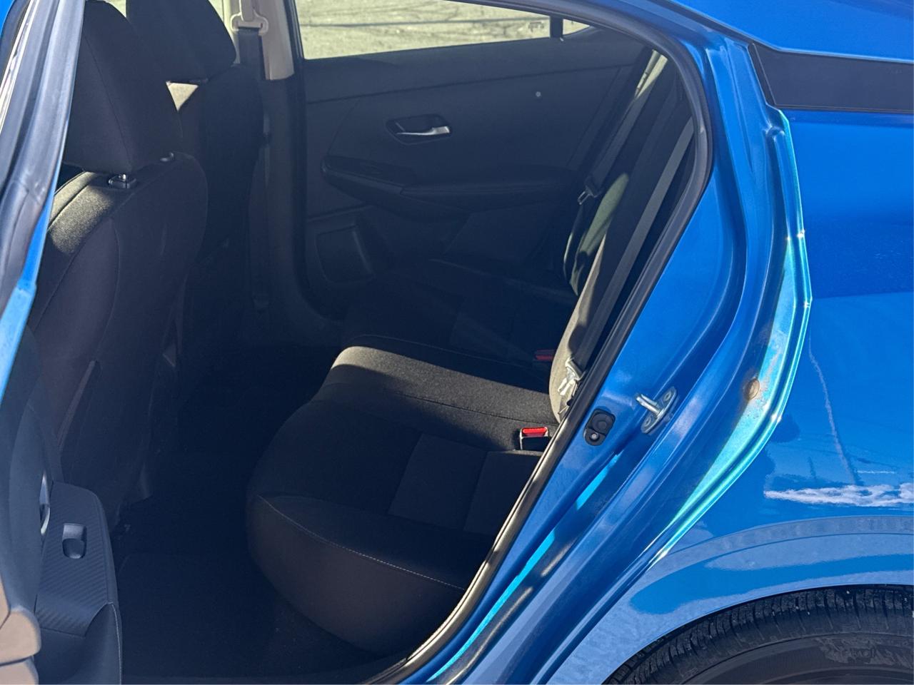 2023 Nissan Sentra SV HEATED SEATS MINT CONDITION! LOW KM! MUST SEE! Photo