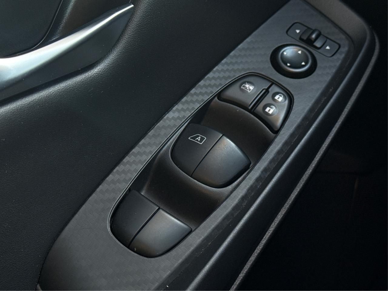 2023 Nissan Sentra SV HEATED SEATS MINT CONDITION! LOW KM! MUST SEE! Photo