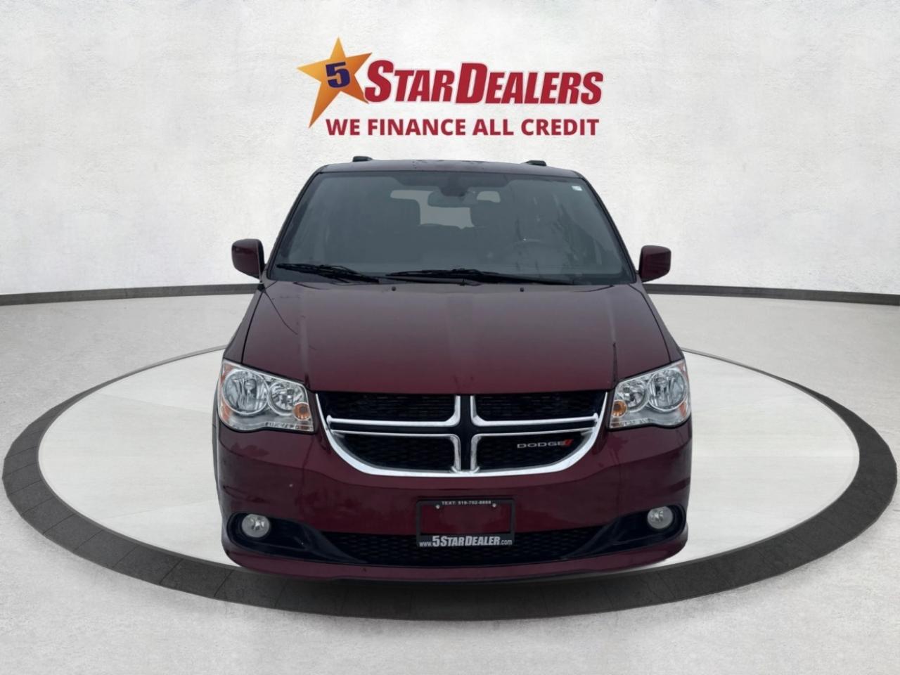 2019 Dodge Grand Caravan NAV LEATHER POWER SEATS WE FINANCE ALL CREDIT! Photo