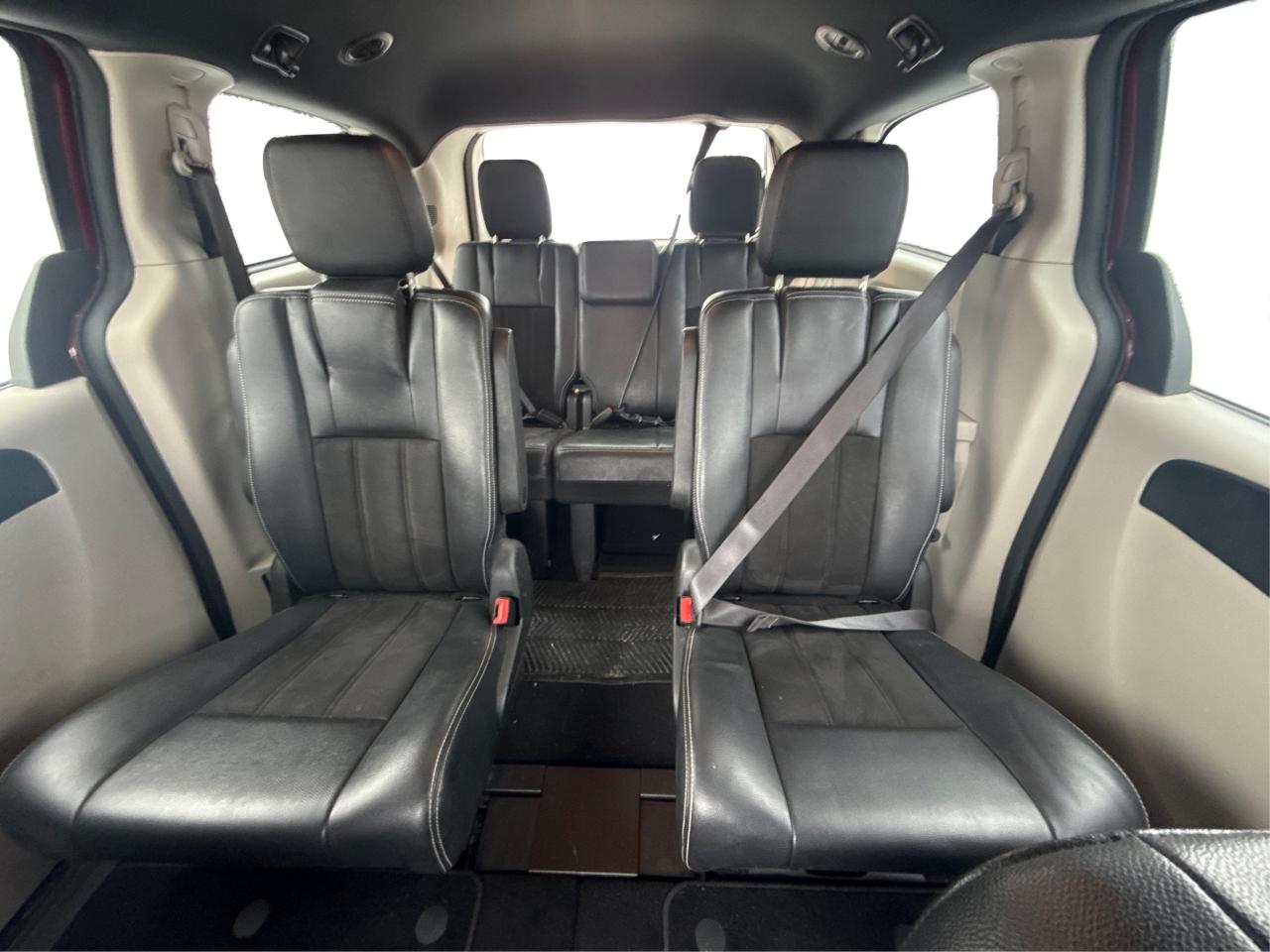 2019 Dodge Grand Caravan NAV LEATHER POWER SEATS WE FINANCE ALL CREDIT! Photo