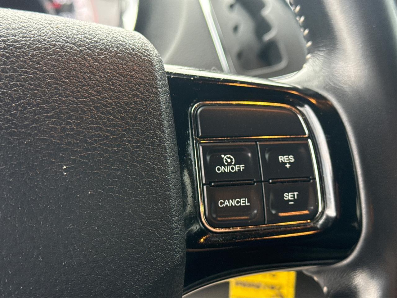 2019 Dodge Grand Caravan NAV LEATHER POWER SEATS WE FINANCE ALL CREDIT! Photo