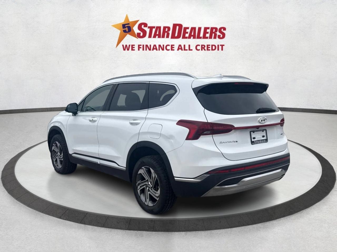 2023 Hyundai Santa Fe AWD NAV HEATED SEATS LOADED WE FINANCE ALL CREDIT Photo4