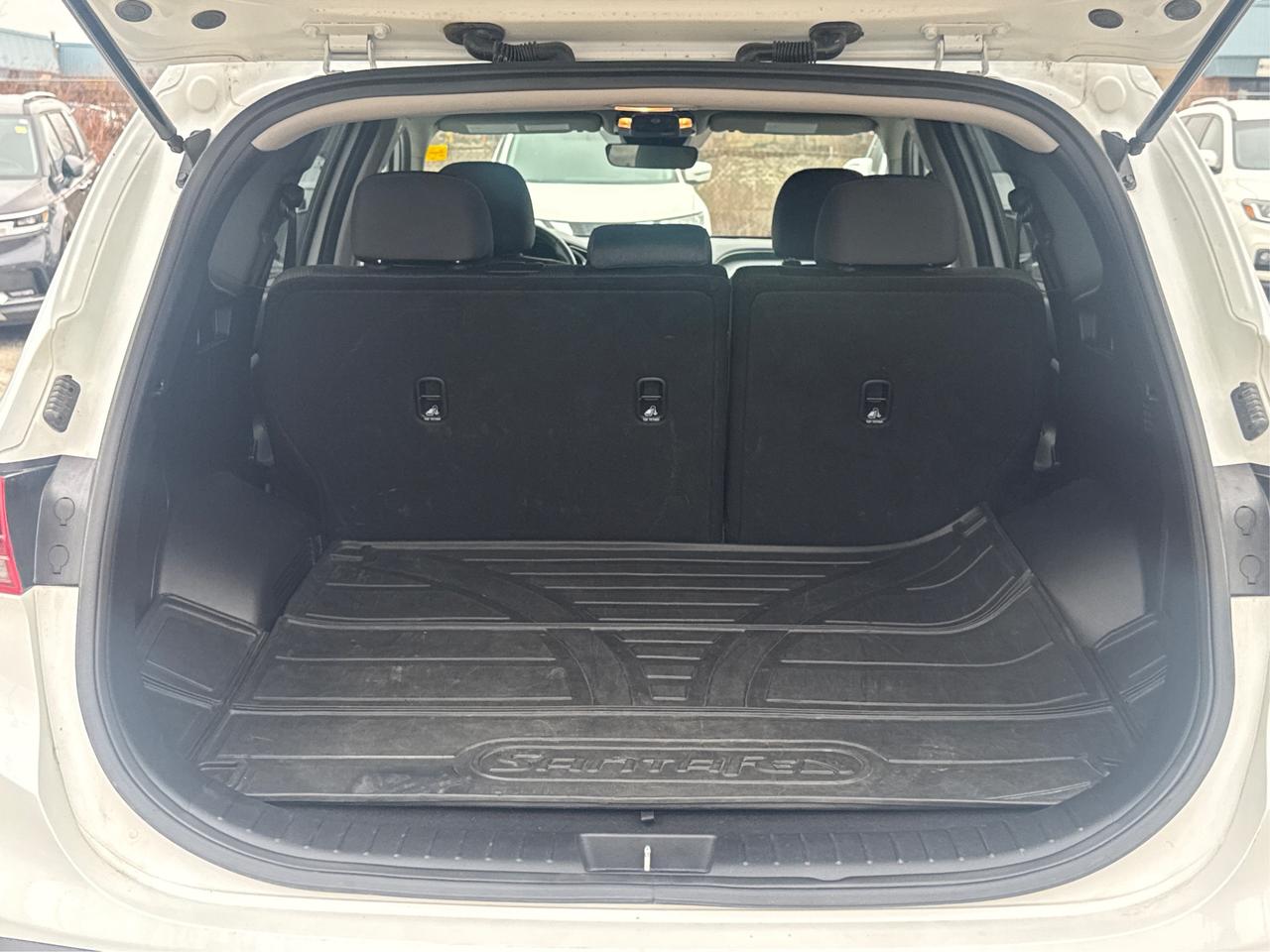 2023 Hyundai Santa Fe AWD NAV HEATED SEATS LOADED WE FINANCE ALL CREDIT Photo