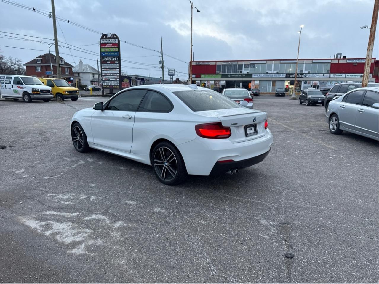 2021 BMW 2 Series NAV LEATHER SUNROOF LOADED! WE FINANCE ALL CREDIT Photo4