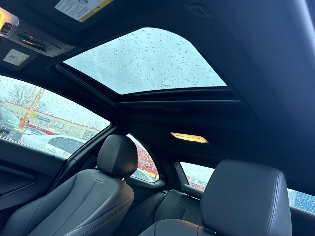 2021 BMW 2 Series NAV LEATHER SUNROOF LOADED! WE FINANCE ALL CREDIT Photo