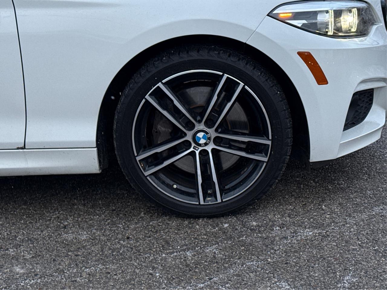 2021 BMW 2 Series NAV LEATHER SUNROOF LOADED! WE FINANCE ALL CREDIT Photo