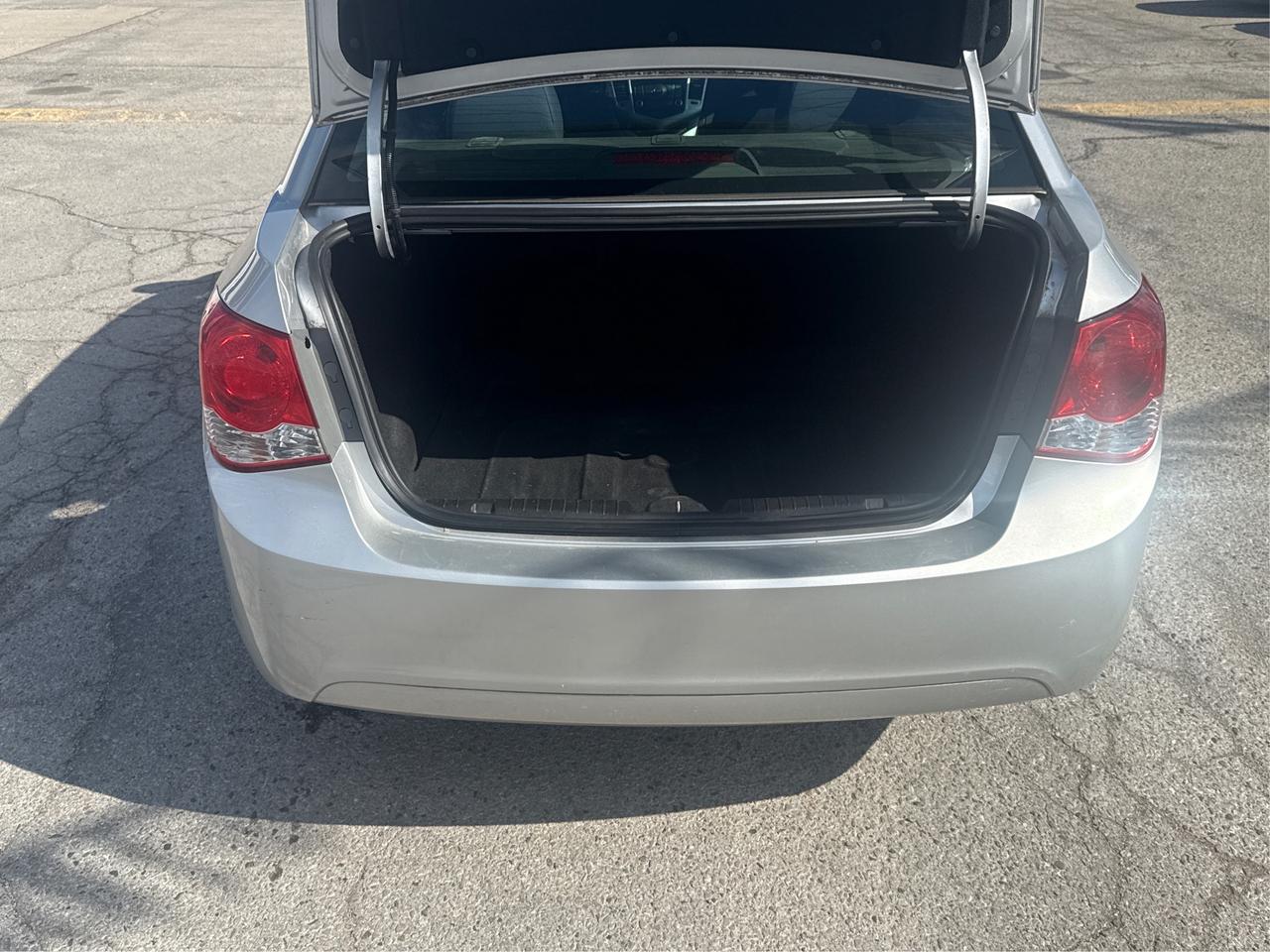 2016 Chevrolet Cruze CERTIFIED ROOF R CAM CLEAN WE FINANCE ALL CREDIT Photo