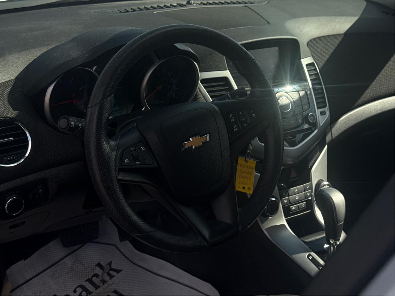 2016 Chevrolet Cruze CERTIFIED ROOF R CAM CLEAN WE FINANCE ALL CREDIT Photo