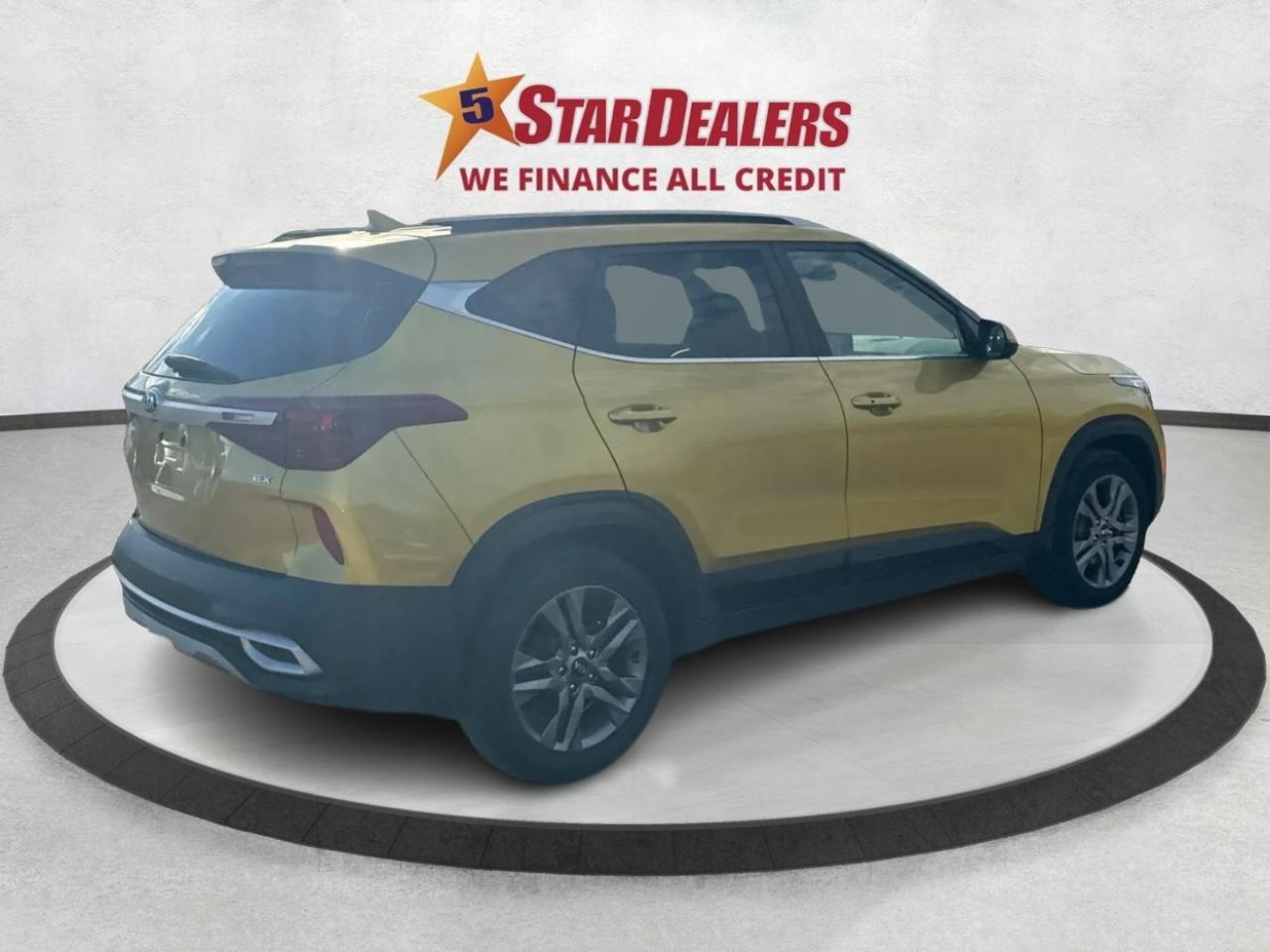 2021 Kia Seltos AWD HEATED SEATS REMOTE START WE FINANCE ALL CREDT Photo