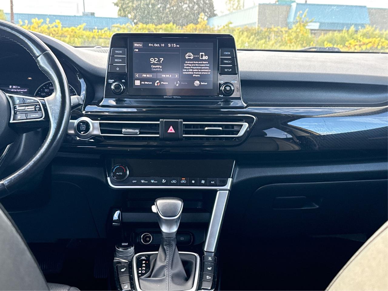 2021 Kia Seltos AWD HEATED SEATS REMOTE START WE FINANCE ALL CREDT Photo