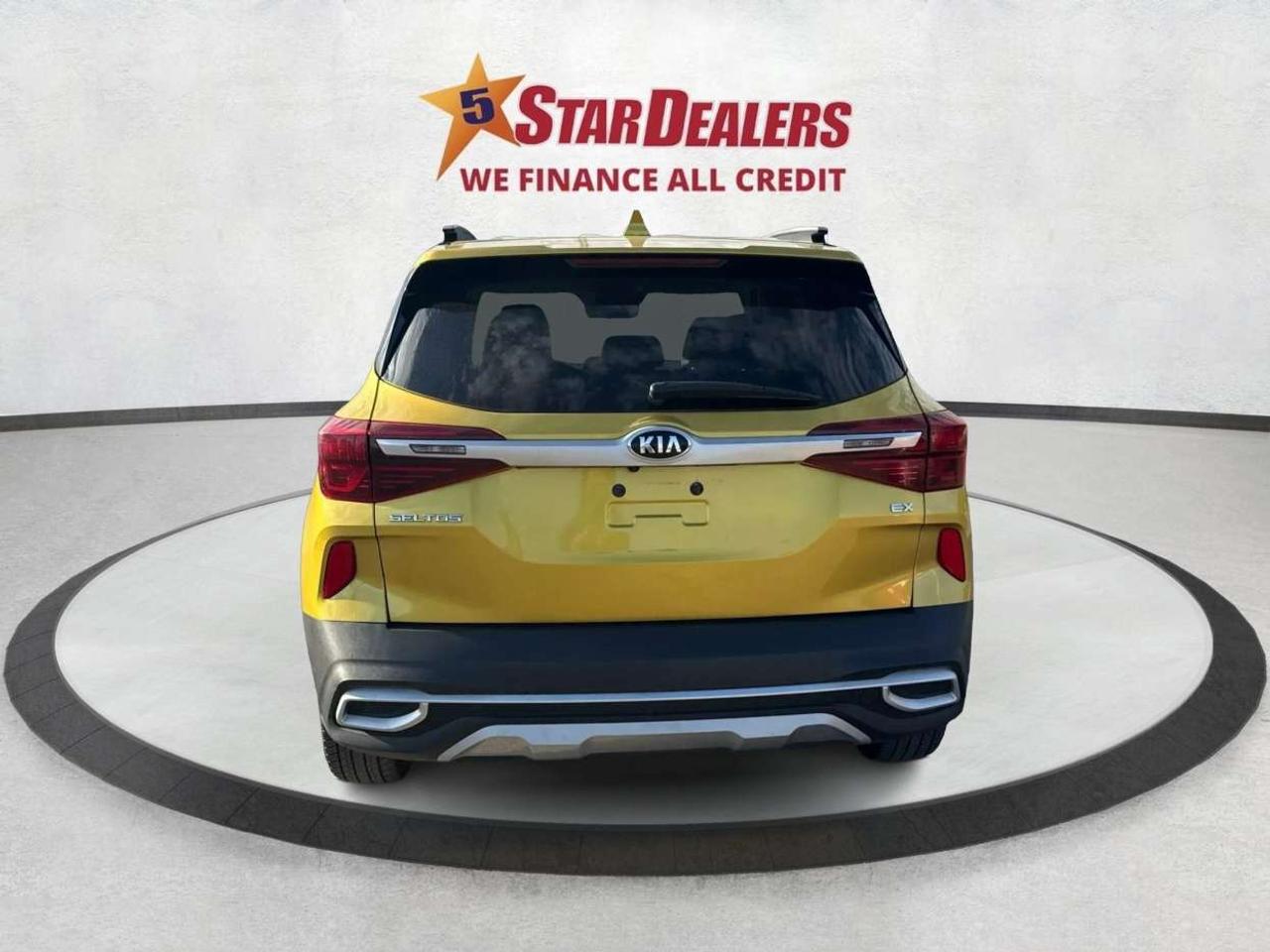 2021 Kia Seltos AWD HEATED SEATS REMOTE START WE FINANCE ALL CREDT Photo