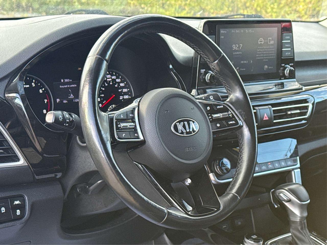 2021 Kia Seltos AWD HEATED SEATS REMOTE START WE FINANCE ALL CREDT Photo