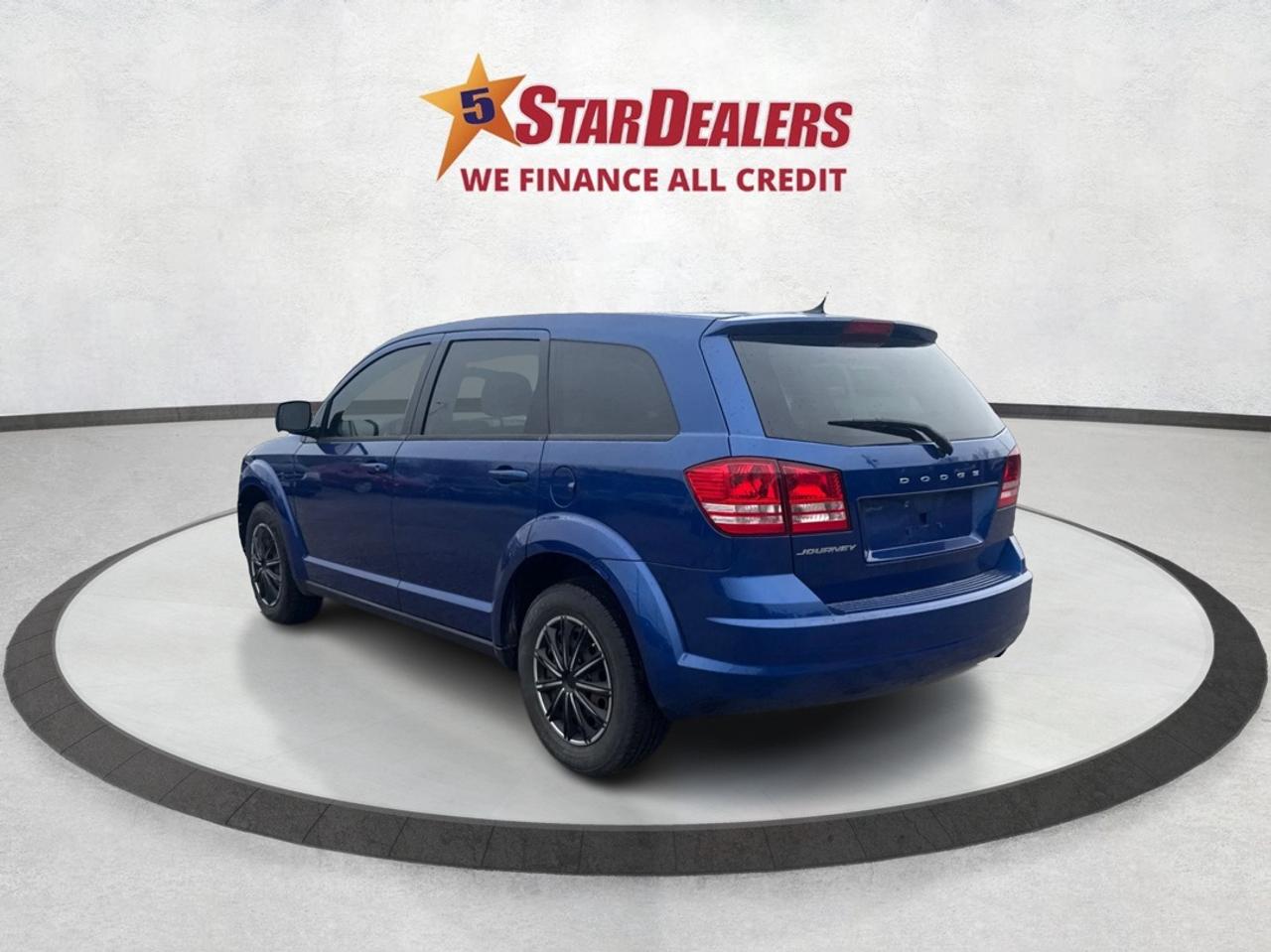 2015 Dodge Journey FWD 4dr Canada Value Pkg WE FINANCE ALL CREDIT! Photo