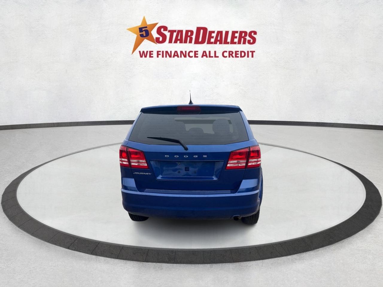 2015 Dodge Journey FWD 4dr Canada Value Pkg WE FINANCE ALL CREDIT! Photo