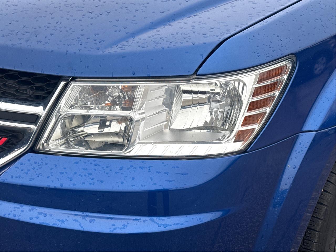 2015 Dodge Journey FWD 4dr Canada Value Pkg WE FINANCE ALL CREDIT! Photo