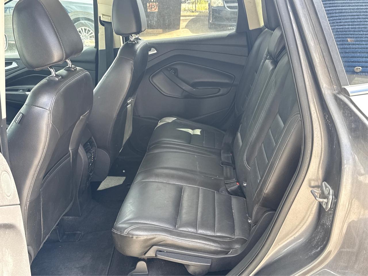 2013 Ford Escape 4WD 4dr SEL WE FINANCE ALL CREDIT 700 + VEHICLES Photo