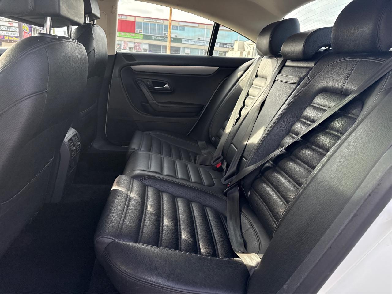 2015 Volkswagen CC LEATHER HEATD SEATS LOADED! WE FINANCE ALL CREDIT! Photo