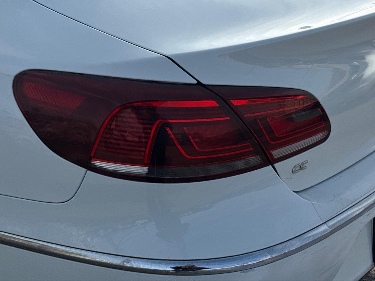 2015 Volkswagen CC LEATHER HEATD SEATS LOADED! WE FINANCE ALL CREDIT! Photo