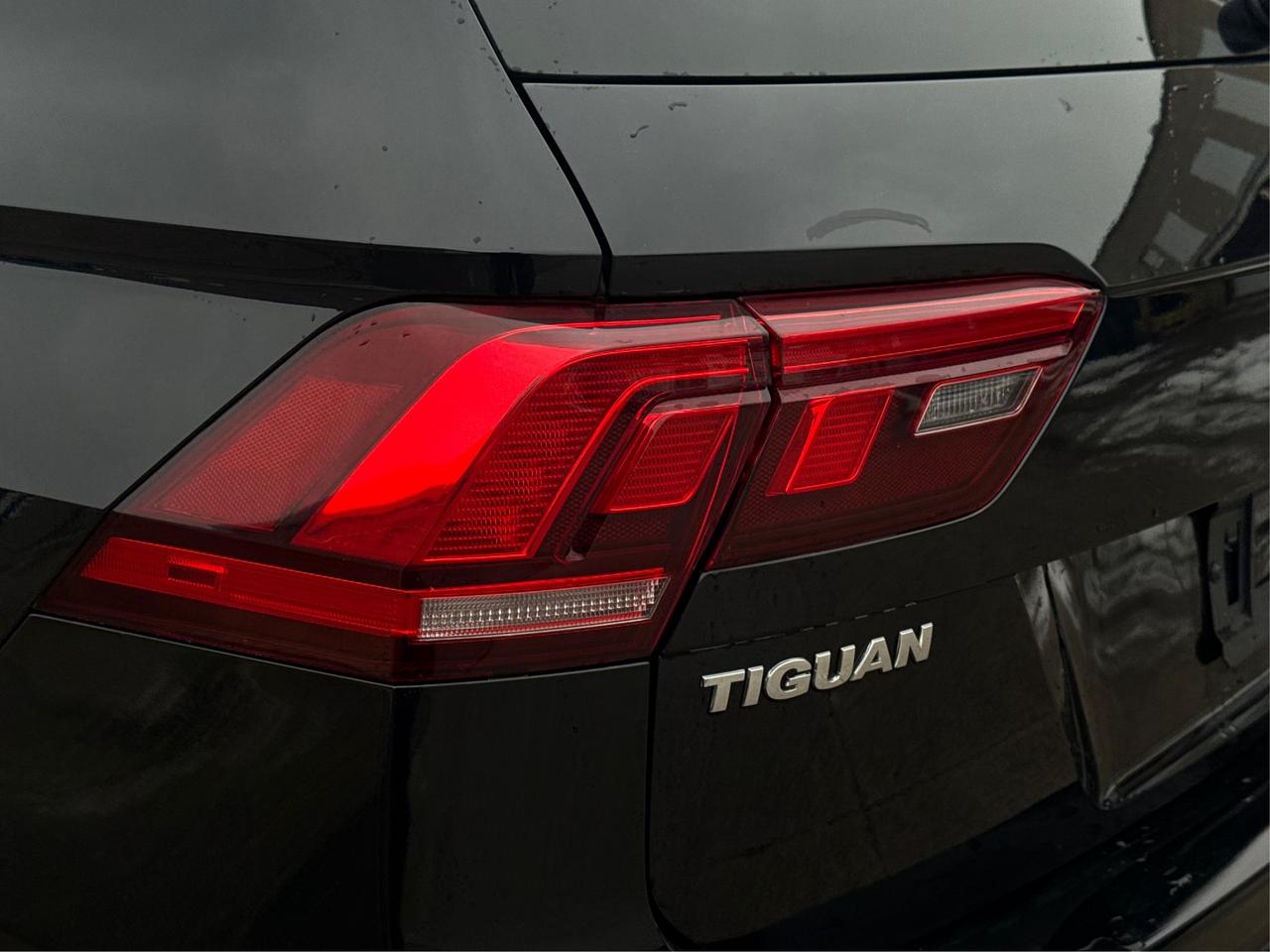 2018 Volkswagen Tiguan 7 PASS SUNROOF  NAV LEATHER WE FINANCE ALL CREDIT! Photo