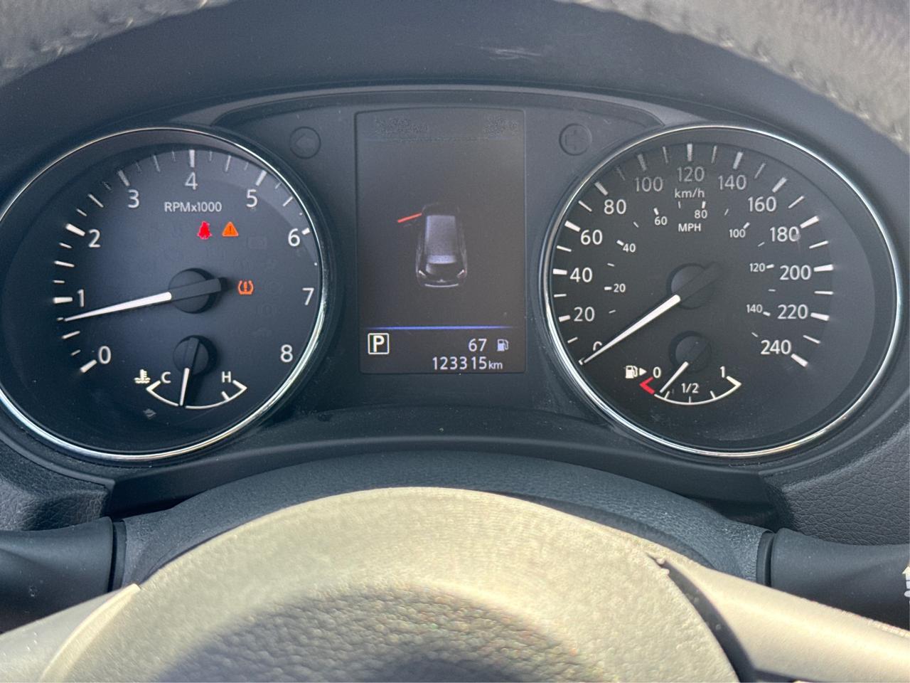 2020 Nissan Rogue AWD ONE OWNER NAV PANO ROOF WE FINANCE ALL CREDIT Photo