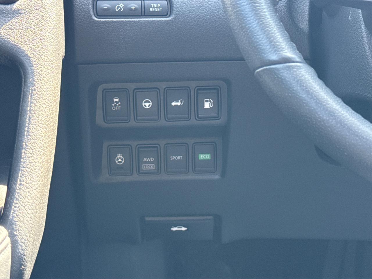 2020 Nissan Rogue AWD ONE OWNER NAV PANO ROOF WE FINANCE ALL CREDIT Photo