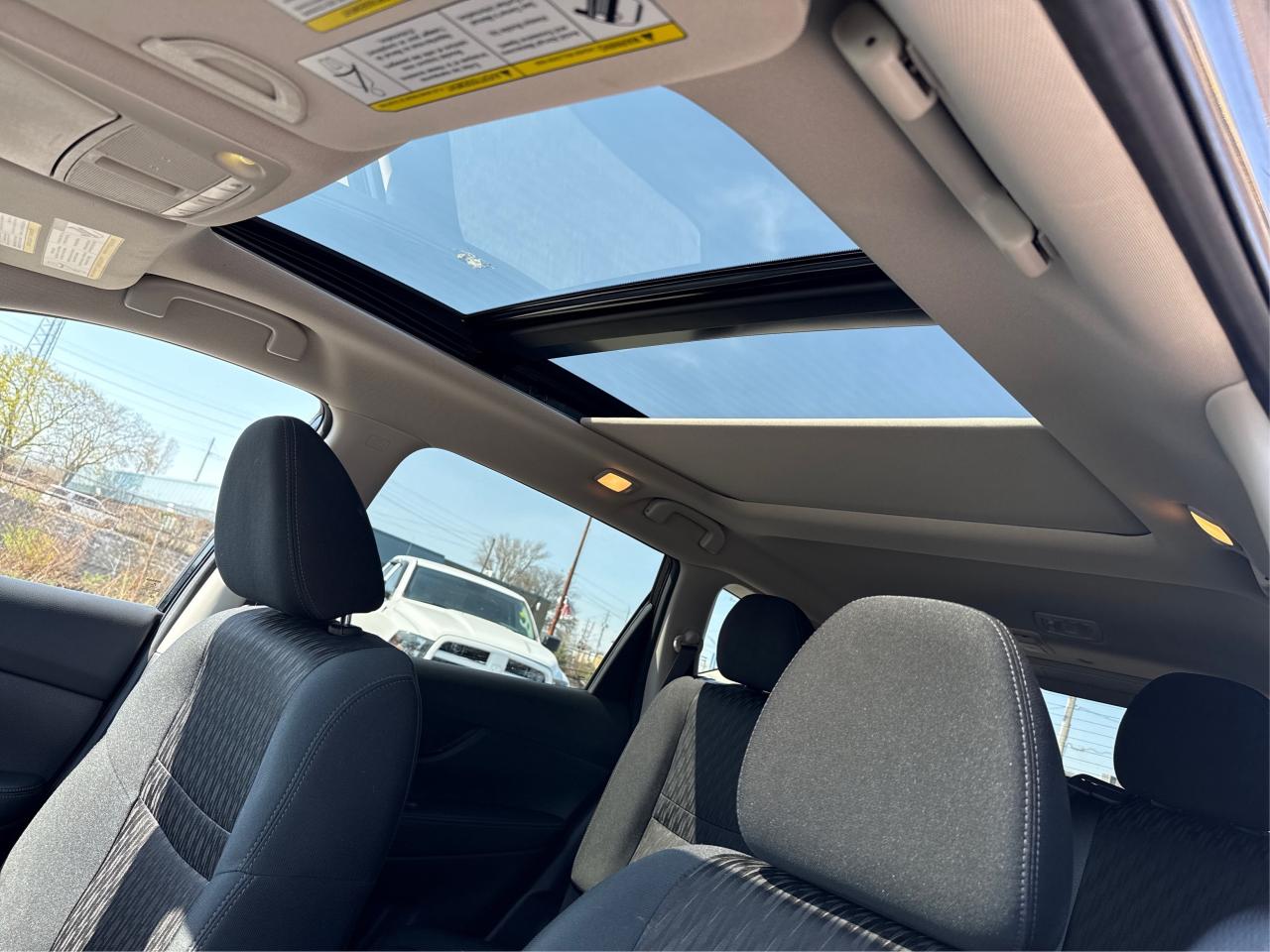 2020 Nissan Rogue AWD ONE OWNER NAV PANO ROOF WE FINANCE ALL CREDIT Photo