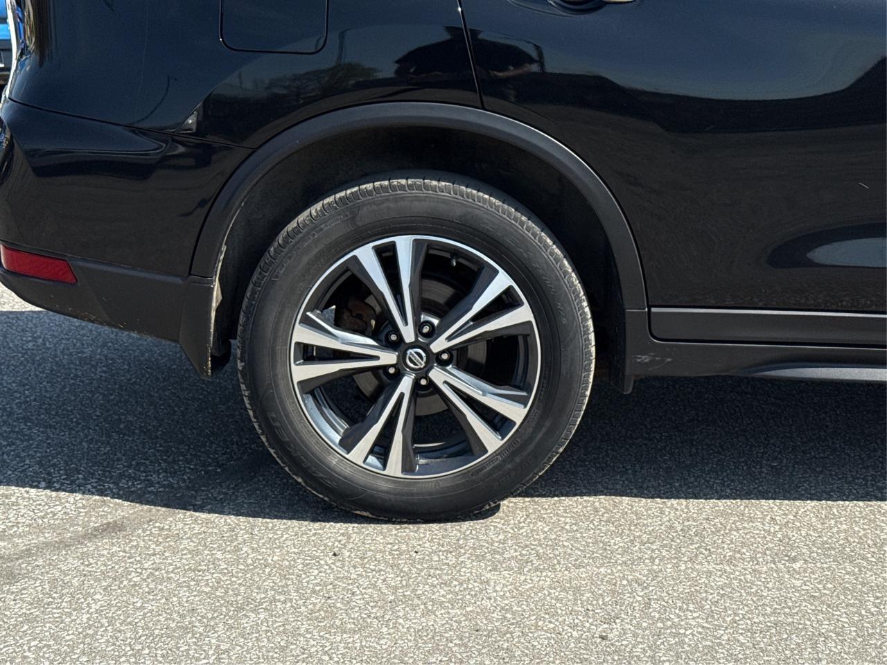 2020 Nissan Rogue AWD ONE OWNER NAV PANO ROOF WE FINANCE ALL CREDIT Photo