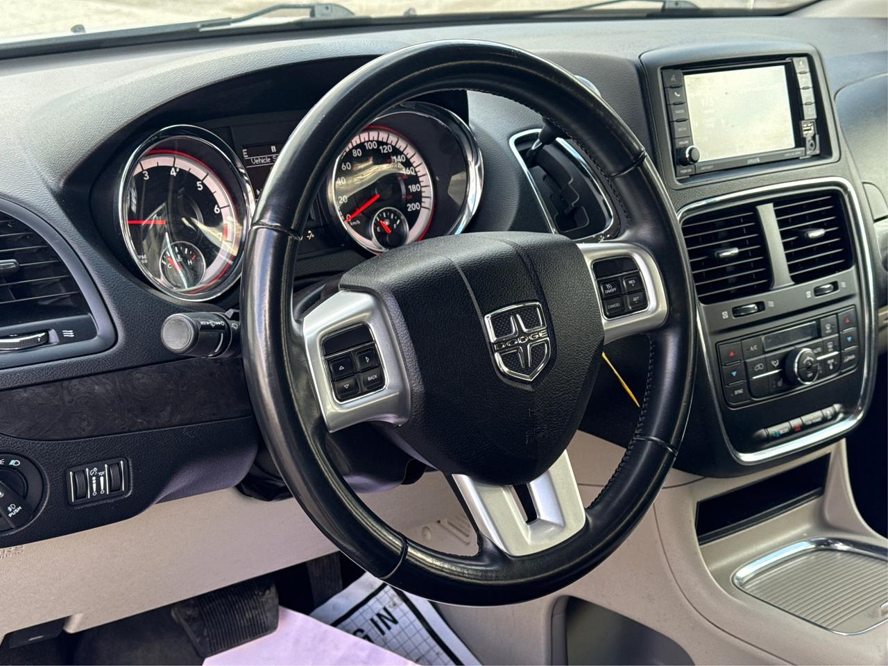 2018 Dodge Grand Caravan Crew Plus CERTIFIED LOADED WE FINANCE ALL CREDIT Photo