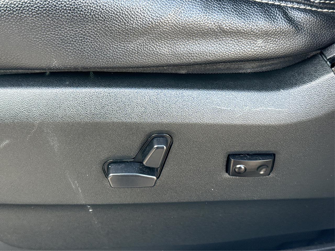 2018 Dodge Grand Caravan Crew Plus CERTIFIED LOADED WE FINANCE ALL CREDIT Photo