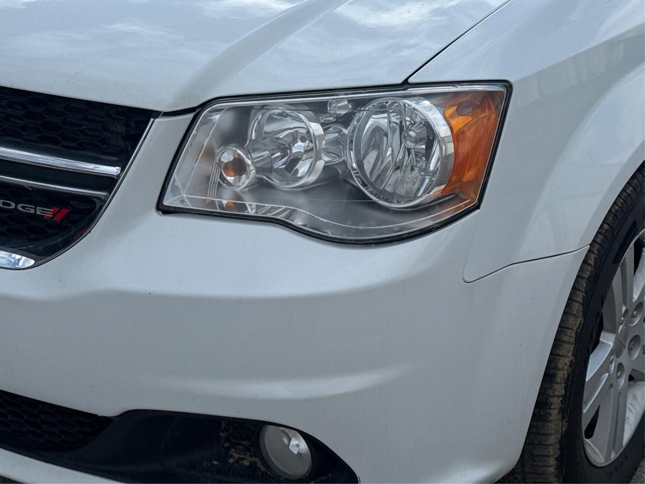 2018 Dodge Grand Caravan Crew Plus CERTIFIED LOADED WE FINANCE ALL CREDIT Photo