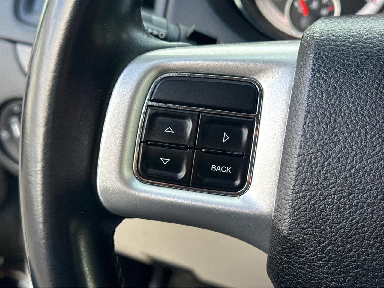 2018 Dodge Grand Caravan Crew Plus CERTIFIED LOADED WE FINANCE ALL CREDIT Photo