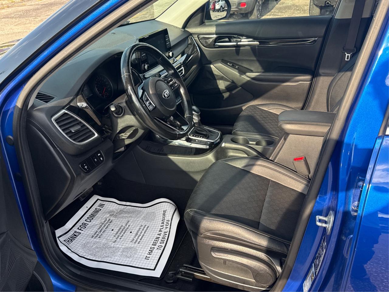 2021 Kia Seltos LEATHER SUNROOF HEATED SEATS WE FINANCE ALL CREDIT Photo