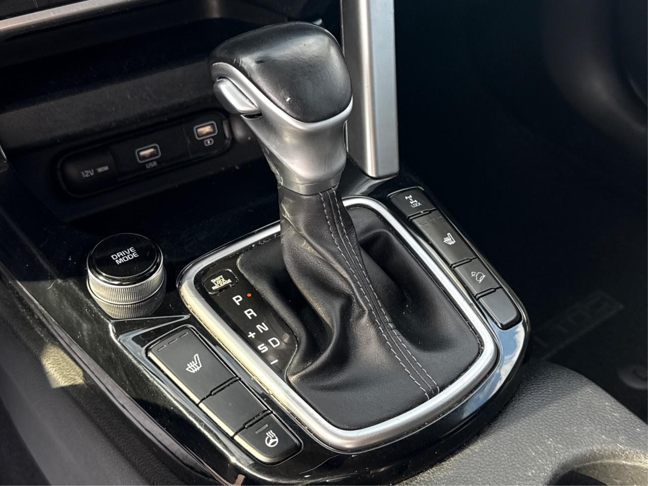 2021 Kia Seltos LEATHER SUNROOF HEATED SEATS WE FINANCE ALL CREDIT Photo