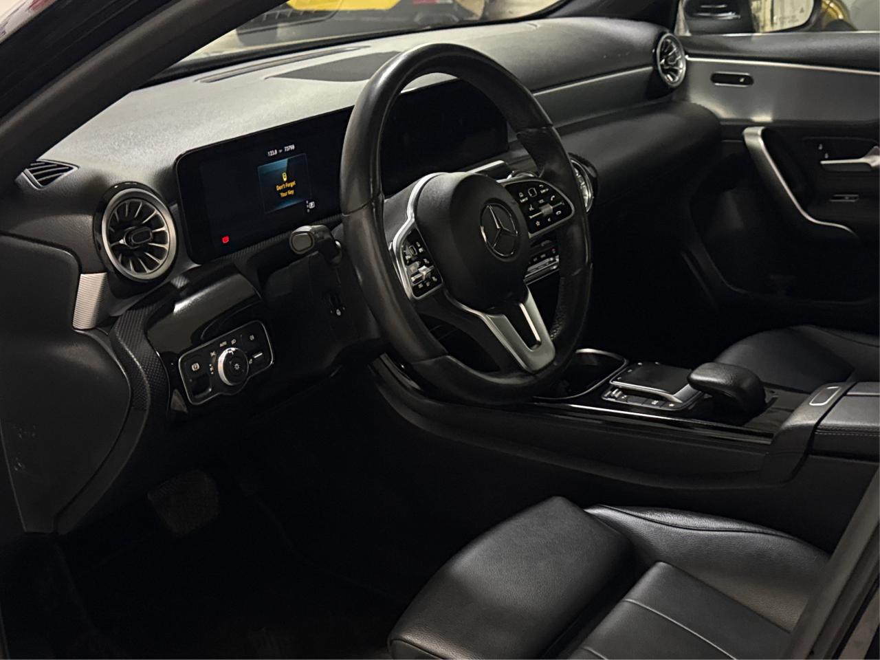 2022 Mercedes-Benz A-Class A 220 NAV LEATHER SUNROOF! WE FINANCE ALL CREDIT! Photo