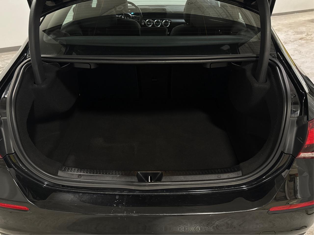 2022 Mercedes-Benz A-Class A 220 NAV LEATHER SUNROOF! WE FINANCE ALL CREDIT! Photo