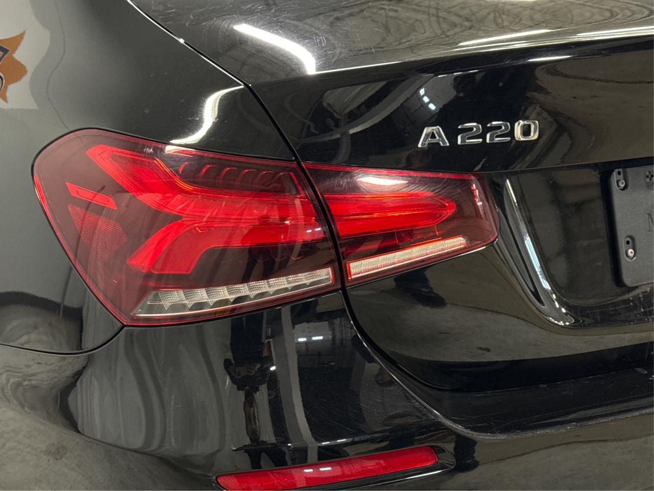 2022 Mercedes-Benz A-Class A 220 NAV LEATHER SUNROOF! WE FINANCE ALL CREDIT! Photo