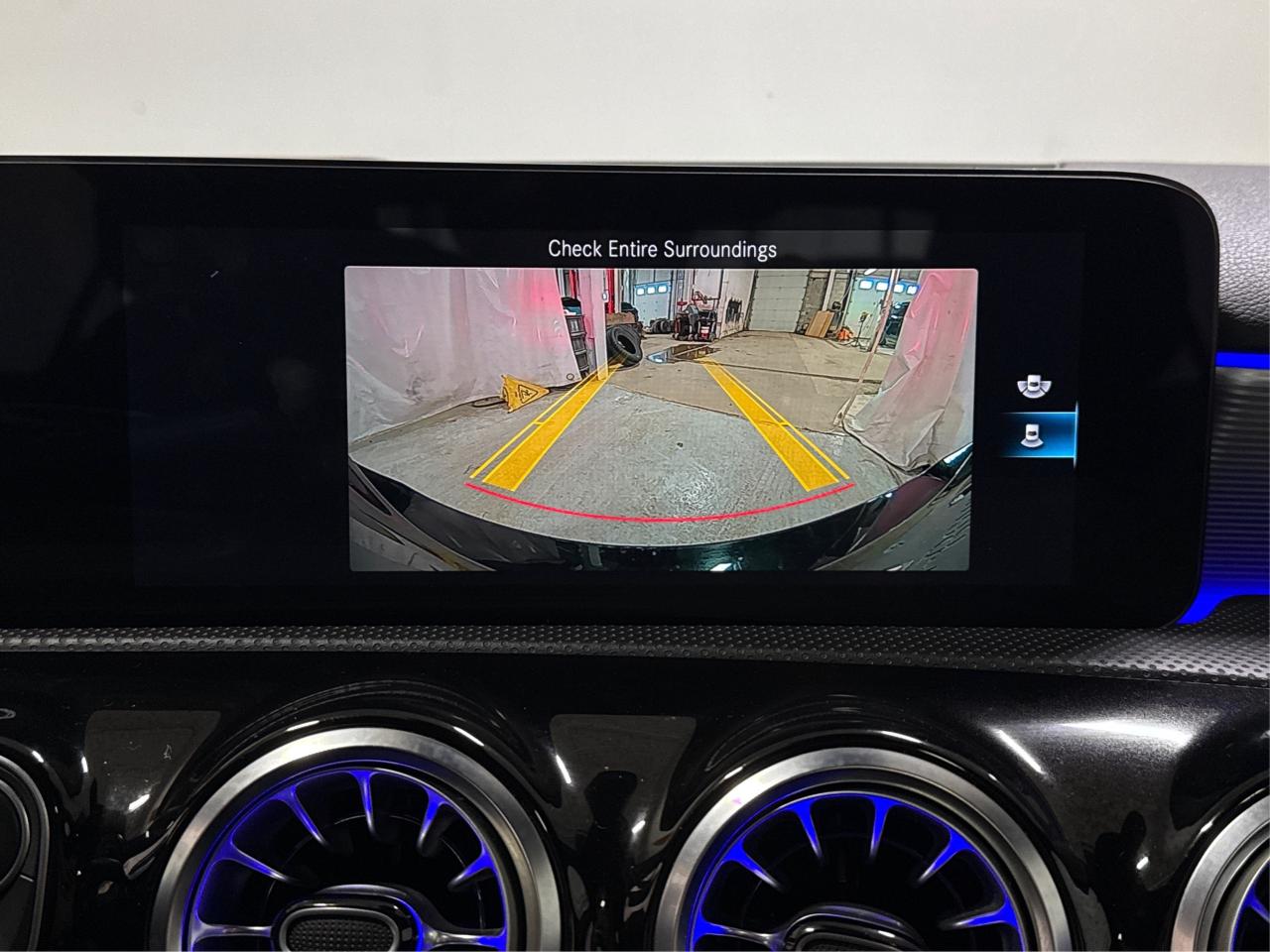 2022 Mercedes-Benz A-Class A 220 NAV LEATHER SUNROOF! WE FINANCE ALL CREDIT! Photo