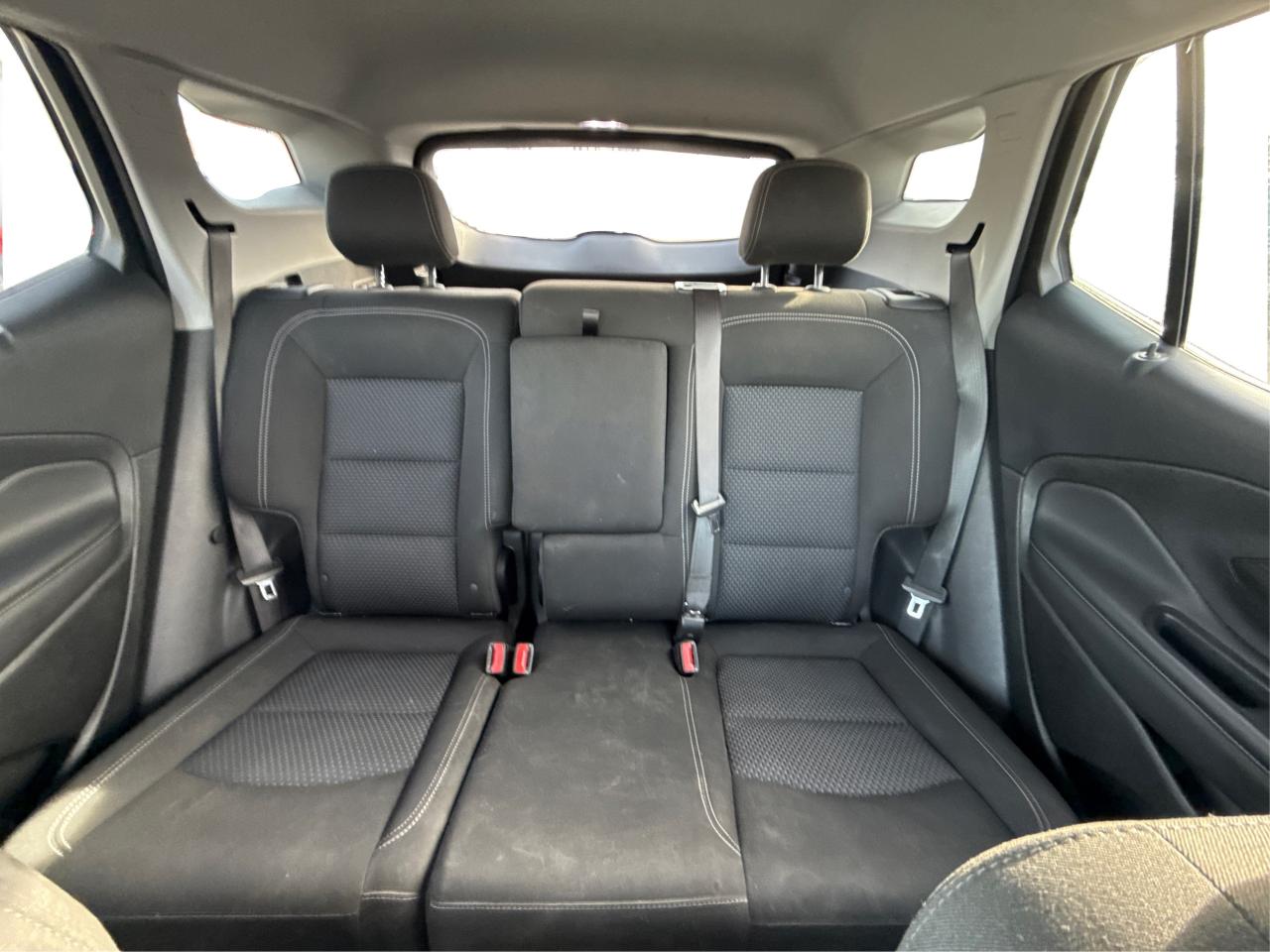 2023 GMC Terrain AWD HEATED SEATS MINT WE FINANCE ALL CREDIT! Photo