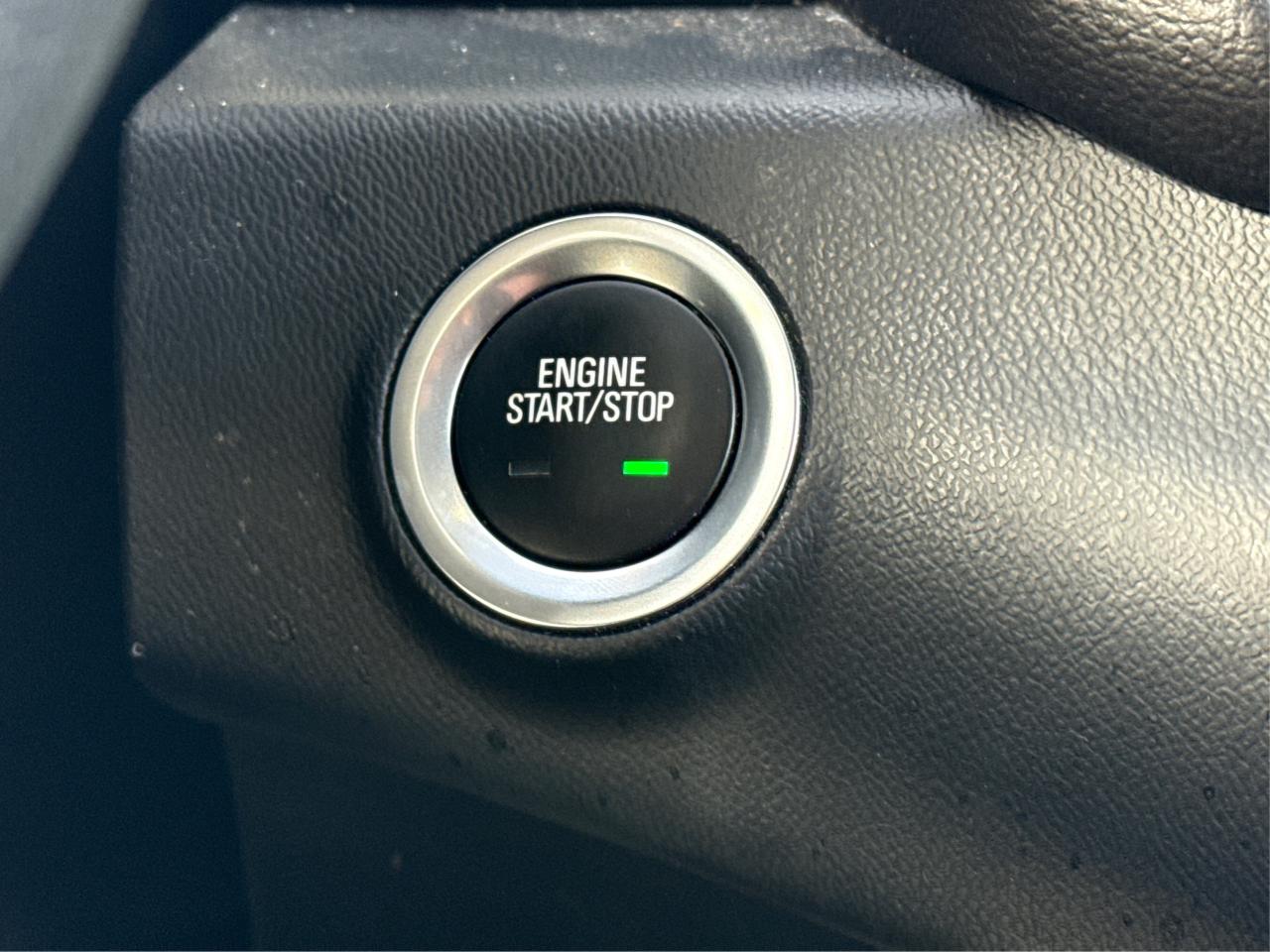 2023 GMC Terrain AWD HEATED SEATS MINT WE FINANCE ALL CREDIT! Photo