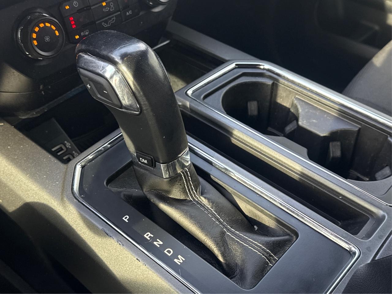 2020 Ford F-150 NAV HEATED SEATS REAR CAM WE FINANCE ALL CREDIT! Photo